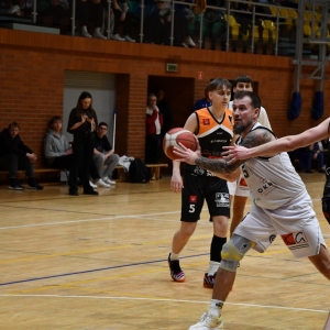 basket_legnica_mkk_gniezno_fot_dawid_soltys100.JPG