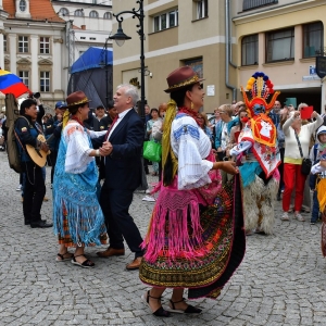 swiat-pod-kyczera-fot-ewajak140.jpg