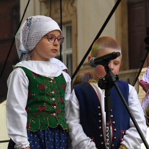 swiat-pod-kyczera-fot-ewajak258.jpg