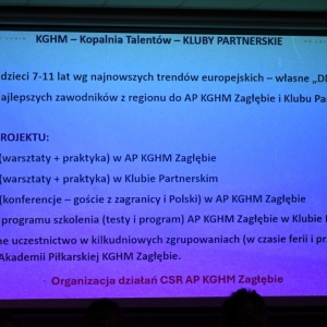 akademia-zl-fot-zjak55.jpg