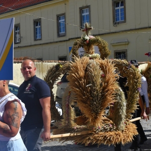dozynki-legpol-fot-ewajak037.jpg