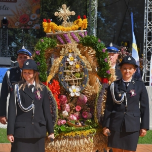 dozynki-legpol-fot-ewajak131.jpg
