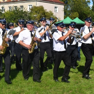 dozynki-legpol-fot-ewajak150.jpg