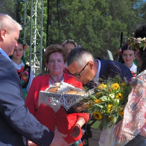 dozynki-legpol-fot-ewajak188.jpg