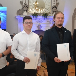 stypendia-legnica-fot-ewajak213.jpg