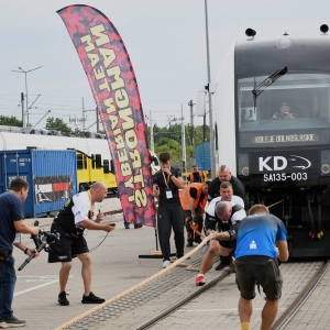 strongmeni-pociag-fot-zjak57.jpg